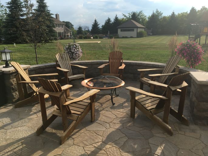 Custom outdoor lounge installation Milwaukee area