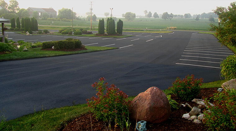 Menomonee Falls Pavement Installation Contractors